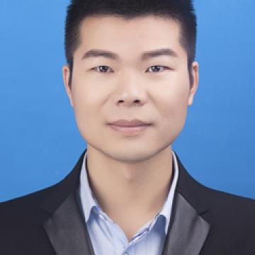何教员